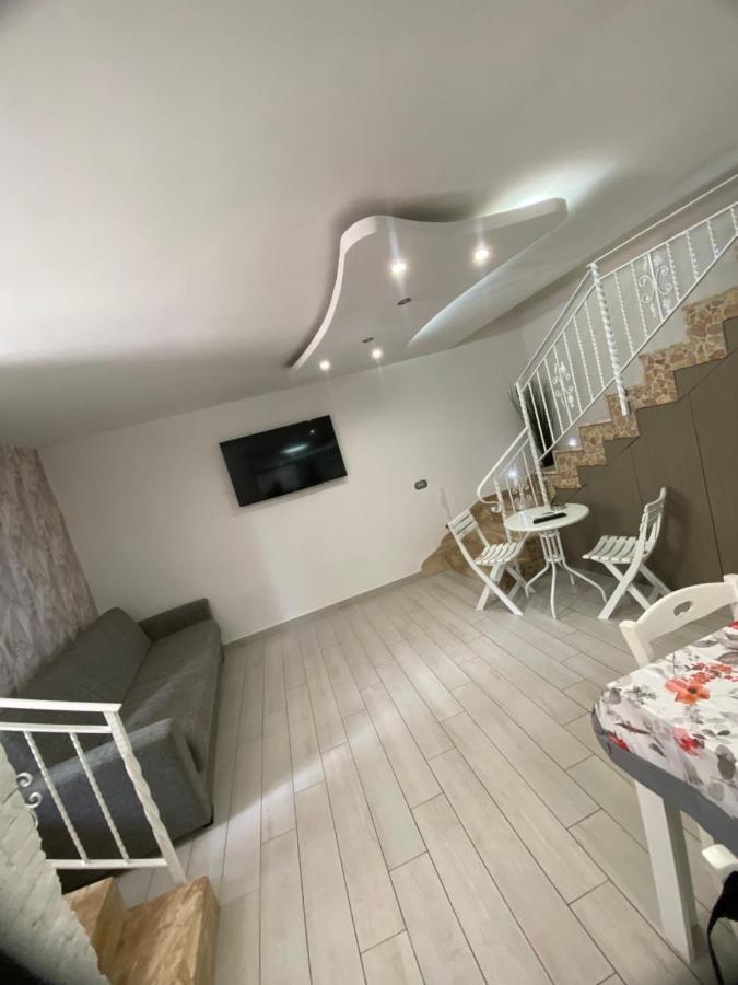 Daly Home Intero Appartamento Mugnano di Napoli Εξωτερικό φωτογραφία